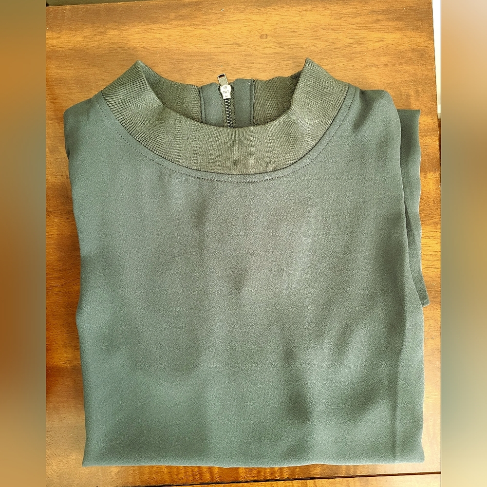 LOFT Mockneck Sleeveless Tunic in Olive Green